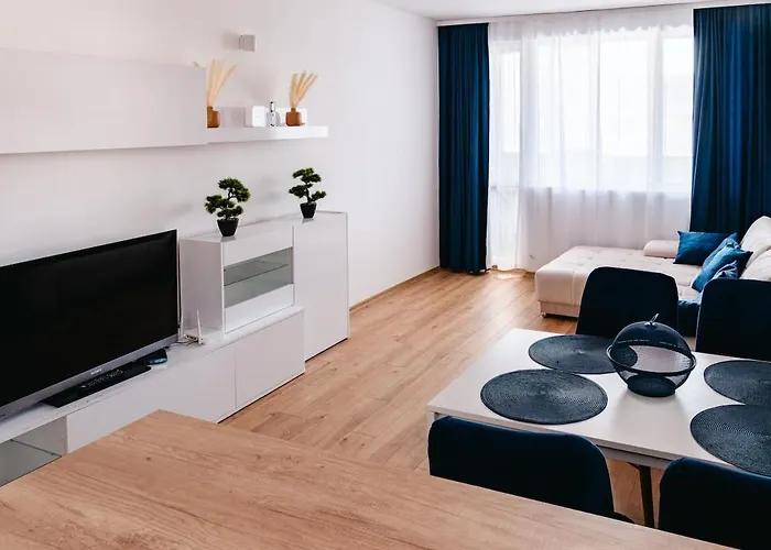 Renovated 1 Bedroom - Full Kitchen - Parking - 4km Tsarevets * Veliko Tarnovo